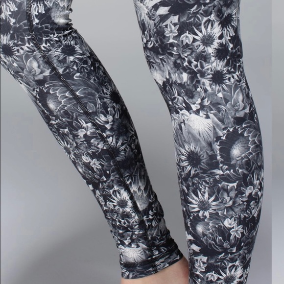 Lululemon Wonder Under Floral tights - Picture 8 of 13